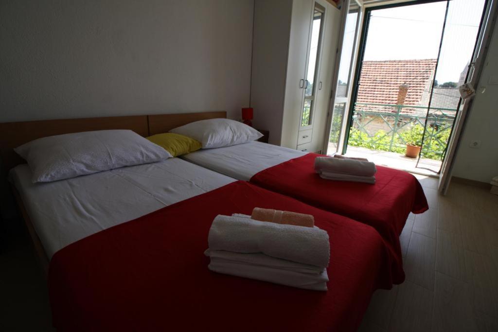 Apartment Gita Sumartin Bagian luar foto