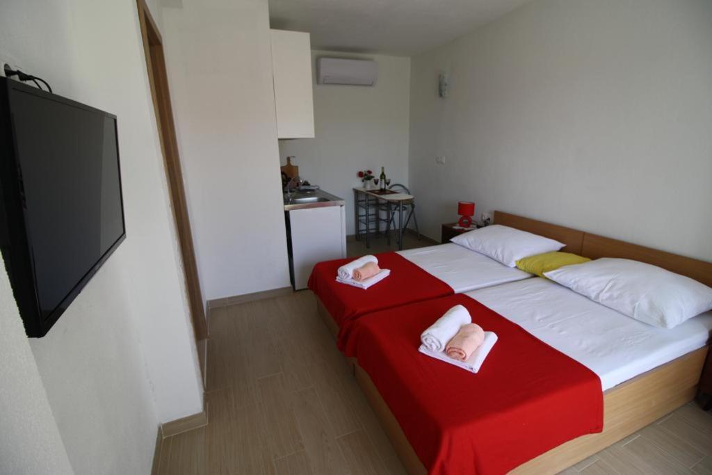 Apartment Gita Sumartin Bagian luar foto